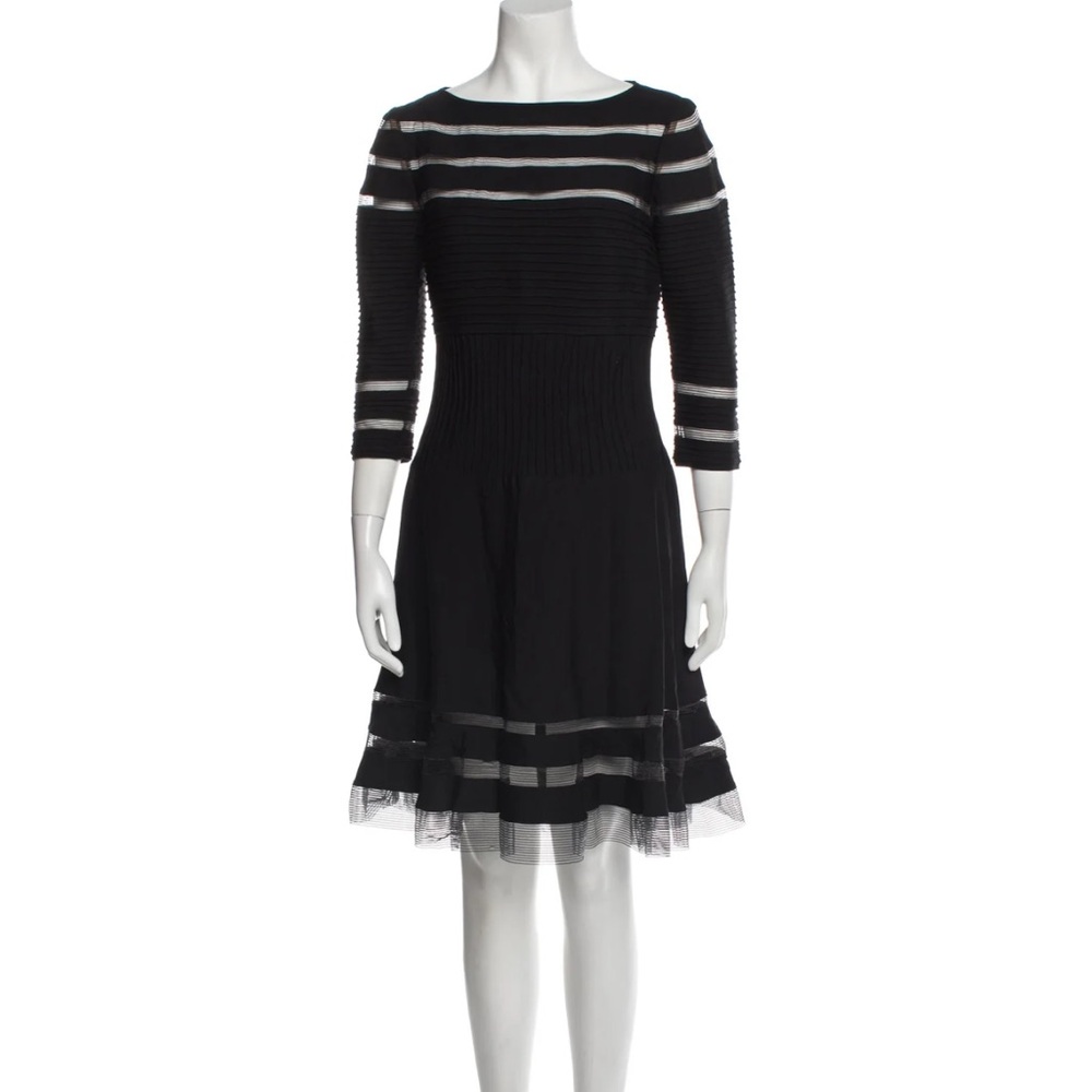 Tadashi Shoji Black Knee Length Dress Size 1X
